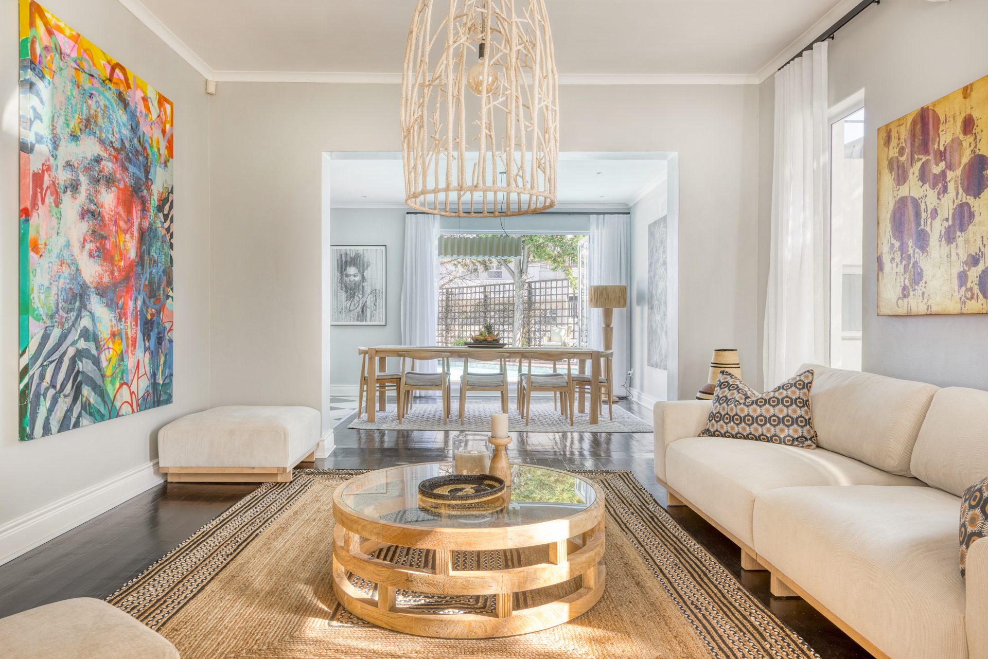 The lounge at Palm Art Villa